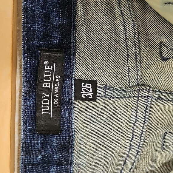 Judy Blue Straight Leg Jeans. - Picture 5 of 11
